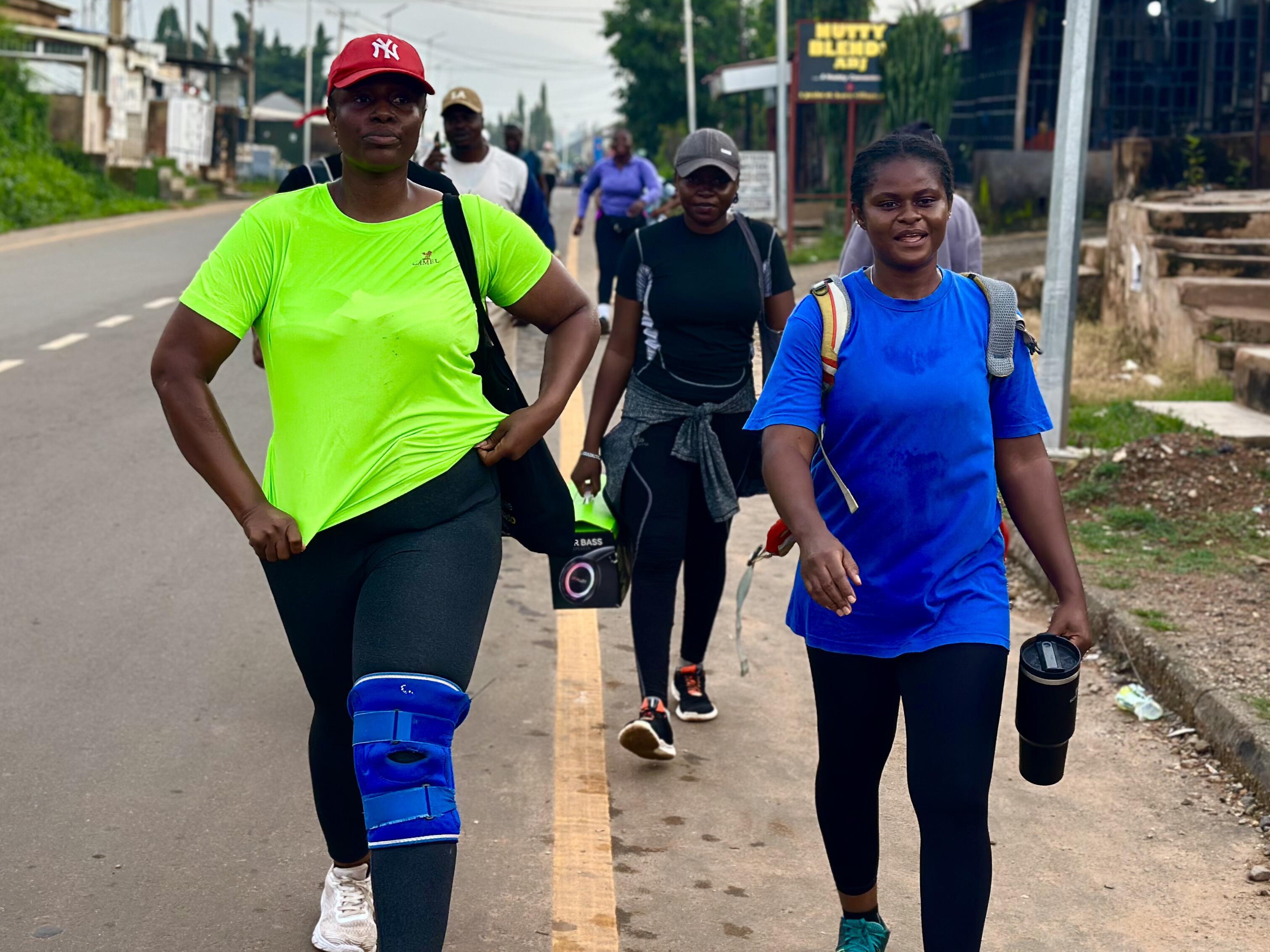 True Paddle Fitness members at a Court & Core session